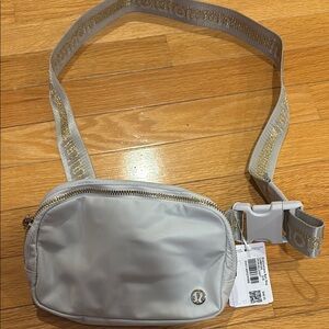 Lululemon everywhere vapor grey Crossbody Bag